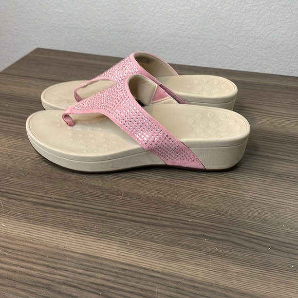 Vionic Shoes - Vionic Naples Pink Platform Sandals